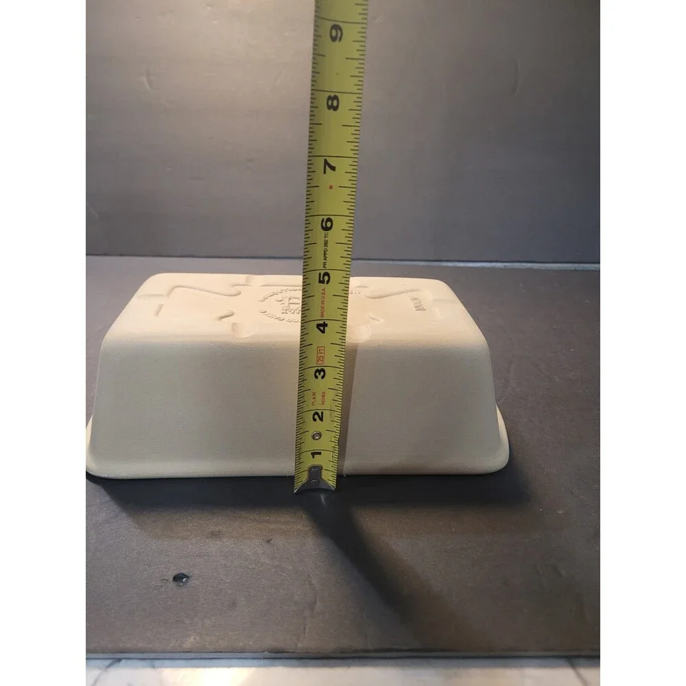 The Pampered Chef Family Heritage Stoneware Loaf Pan Bread Meatloaf 010602 USA
